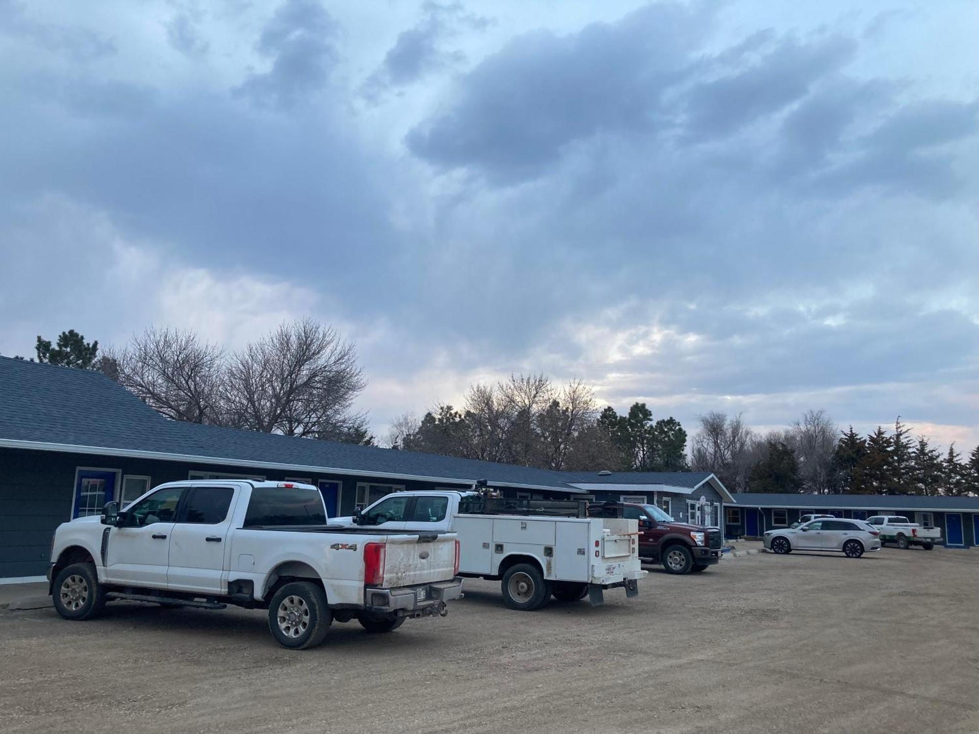Dew Drop Inn Motel By Oyo Miller Sd Exterior foto